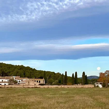 Holiday home Masia Centenaria En Sitges