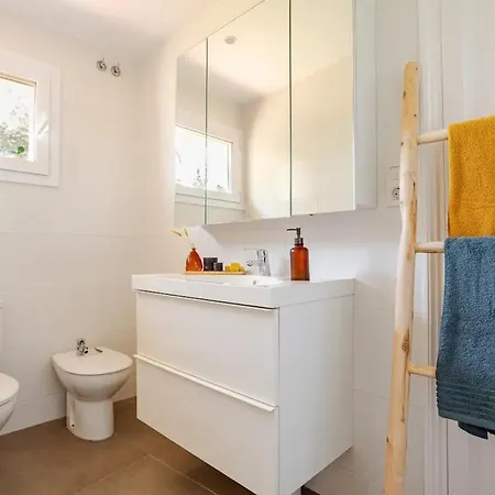 Holiday home Masia Centenaria En Sitges